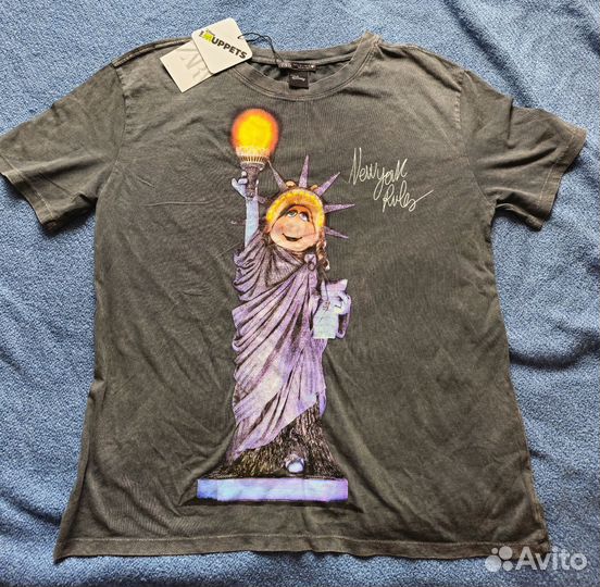 Новая футболка zara disney