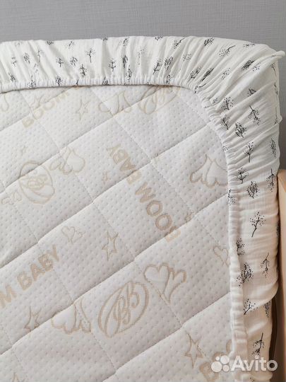 Простыня на резинке для детской кровати