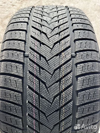 iLink SnowGripper II 245/45 R20 129U