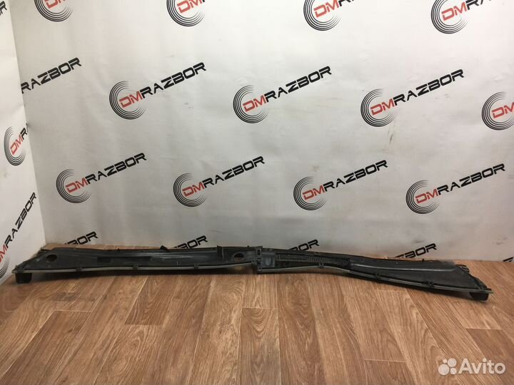 Решетка под дворники Toyota Crown S150 (1995—2001)