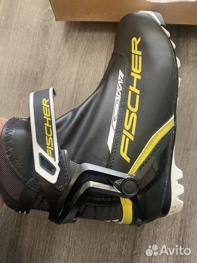 Лыжные ботинки fischer