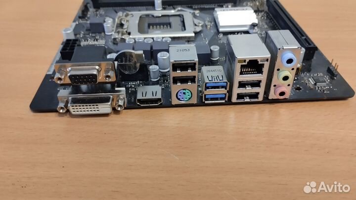 Материнская плата lga 1200