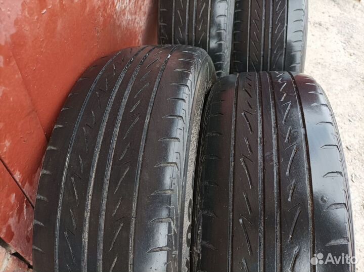 Bridgestone B330 195/60 R15