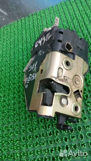 Замок двери Ситроен С4 задний