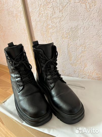 Ботинки женские