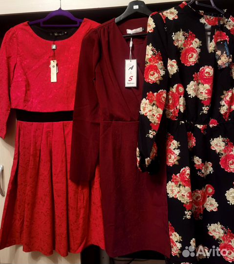 Платья новые с бирками 42 +