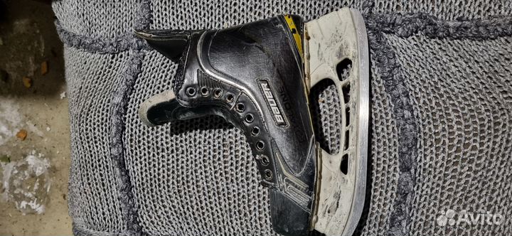 Хоккейные коньки bauer 42 размер