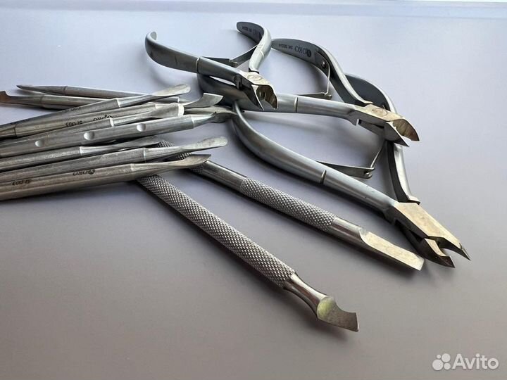 Кусачки маникюрные и пушеры