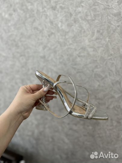Босоножки женские 37 размер