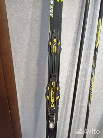 Лыжные ботинки,палкиFischer RCS Carbonlite Skating