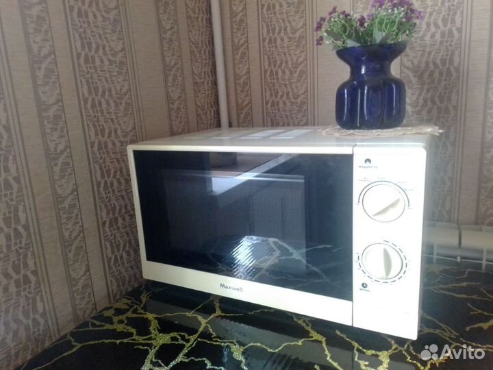 Микроволновая печь Maxwell MW-1801