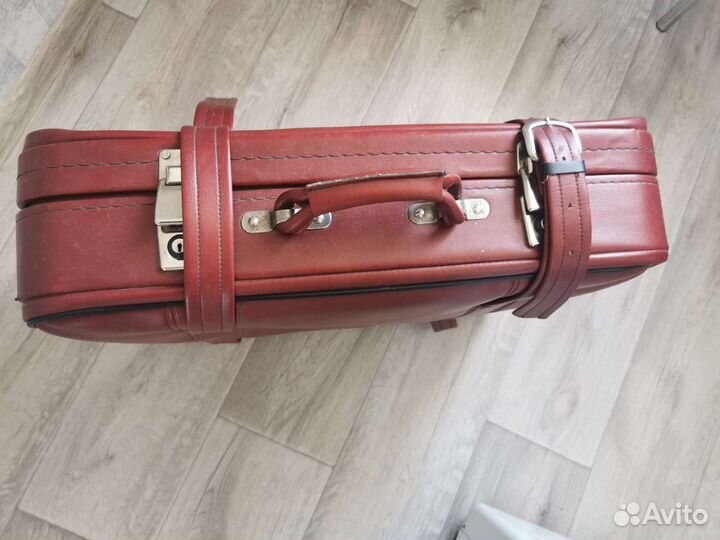 Чемодан времен СССР