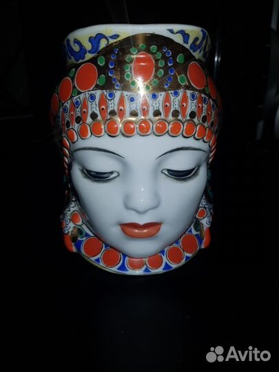 Чашки фарфоровые лфз(голова восточной женщины)
