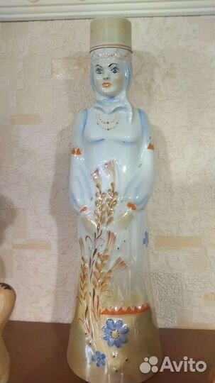 Фарфоровые статуэтки