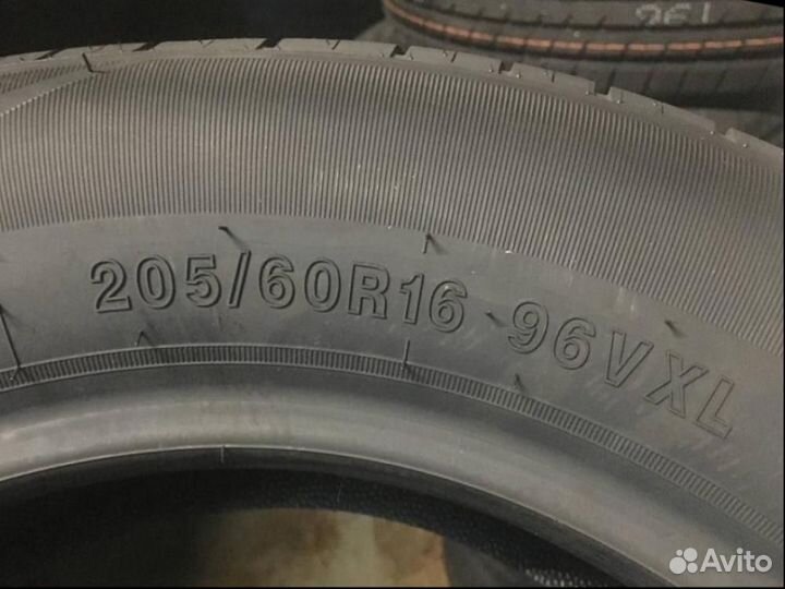 Arivo Premio ARZero 205/60 R16 96V