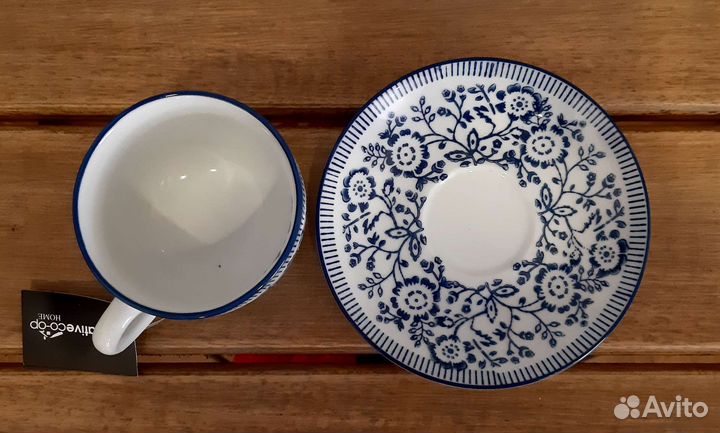 Чашка с блюдцем Creative Co-Op Home