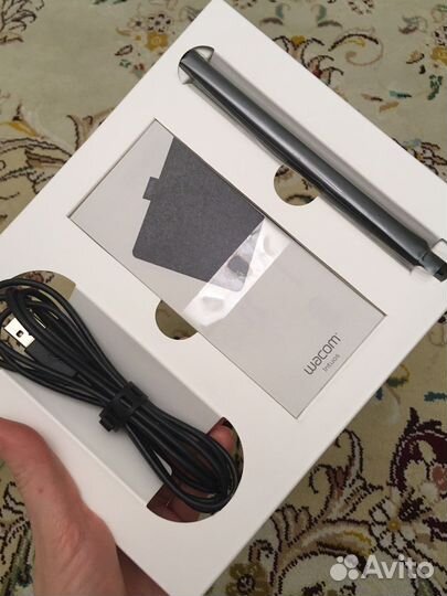 Графический планшет Wacom Intuis Bluetooth S новый