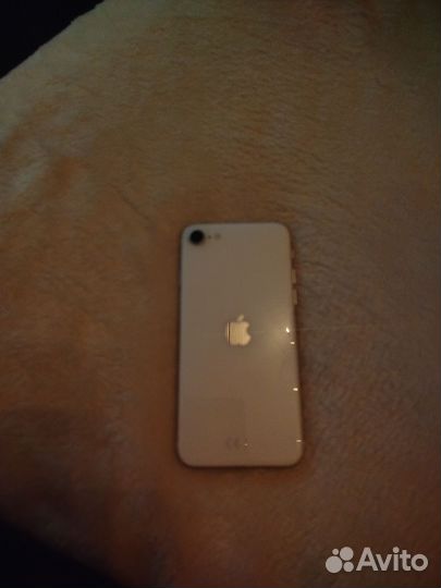 iPhone SE (2020), 64 ГБ