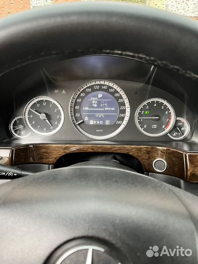 Mercedes-Benz E-класс 1.8 AT, 2010, 225 000 км