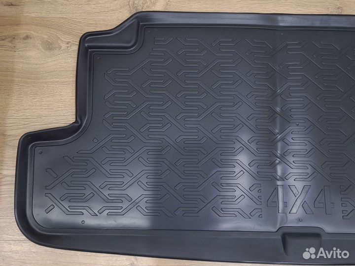 Ковер в багажник LADA Niva 2121 (ваз 2121)