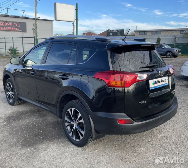 Toyota RAV4 2.2 AT, 2015, 106 000 км