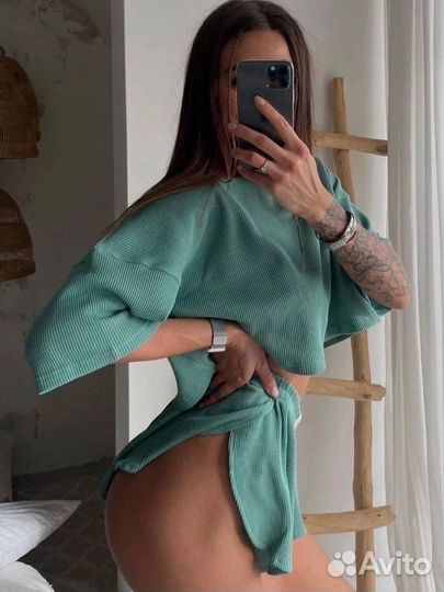 Костюм с шортиками