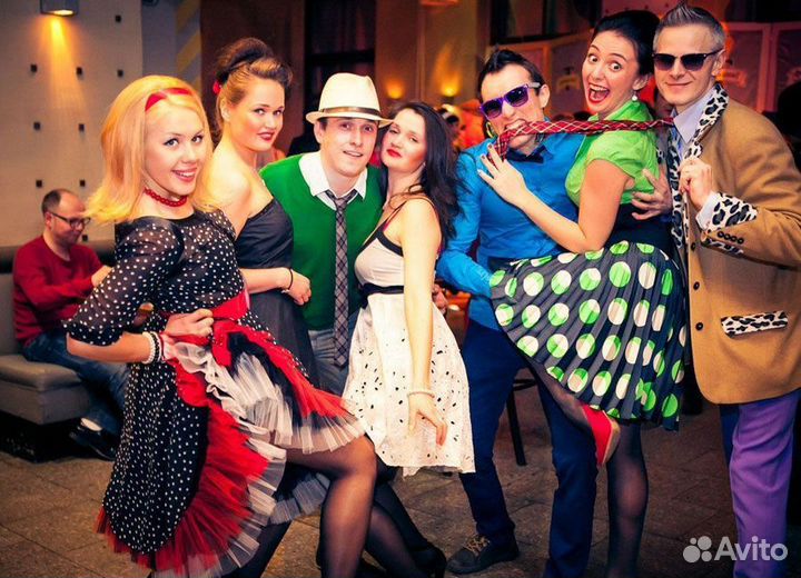 Ведущий-диджей, фото-видео, живая музыка и караоке