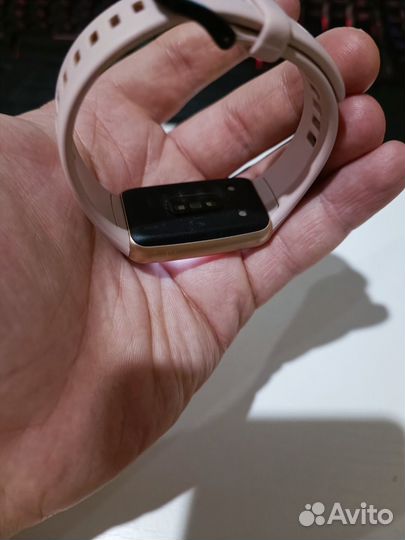 Huawei band 6