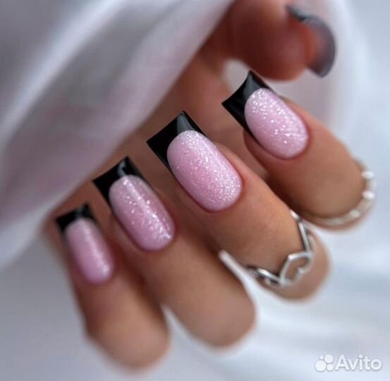 Маникюр, педикюр сююмбике