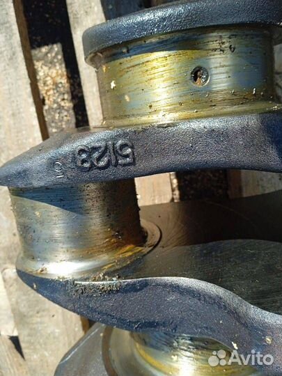 Коленвал Renault Magnum 2002 5001834854