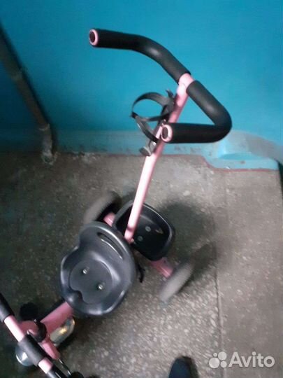 Велосипед детский трёхколёсный с ручкой