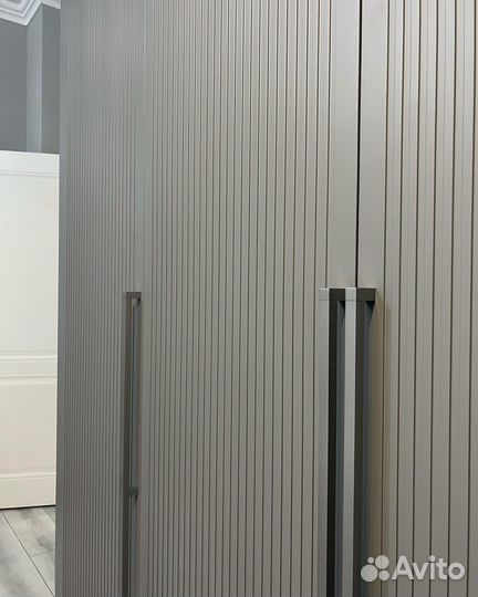 Шкаф с фрезеровкой