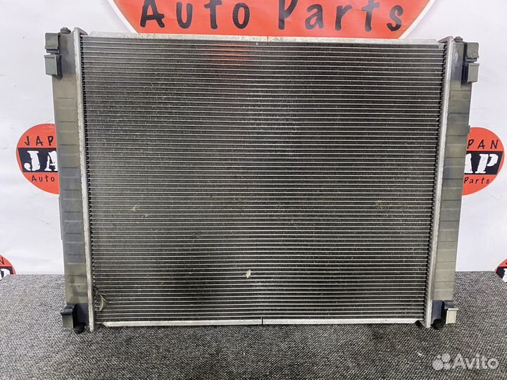 Радиатор охлаждения Infiniti EX J50
