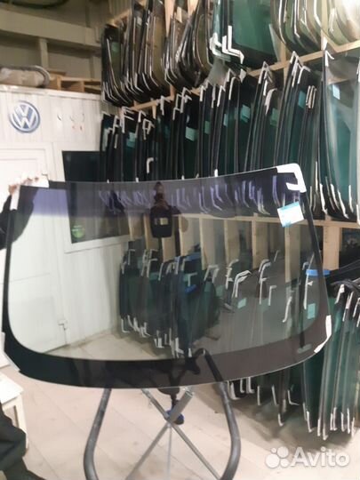 Лобовое стекло Bmw e60