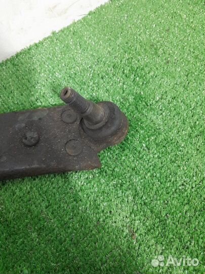 Рычаг подвески правый Ford Focus 2 хэтчбек 1.8