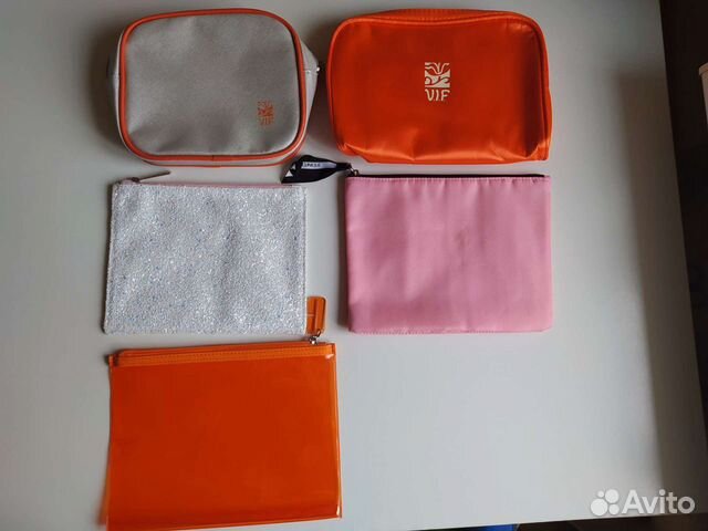 Косметичка новая Clinique