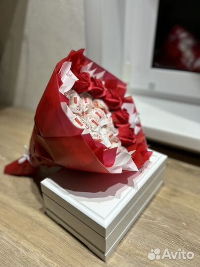 Вкусный, сладкий букет для дам из raffaello