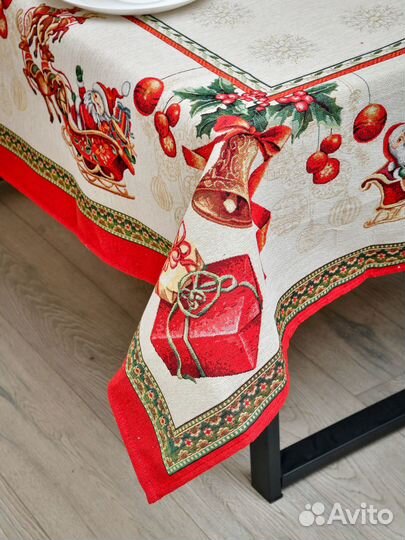Скатерть гобеленовая новогодняя
