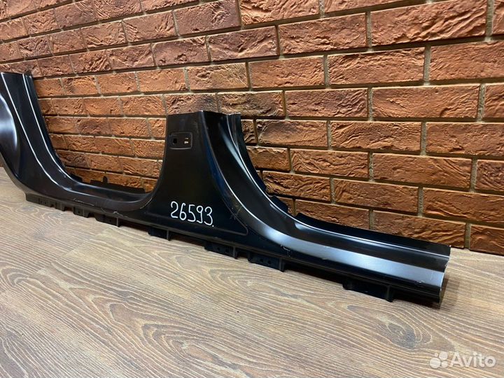 Порог правый Volvo XC90