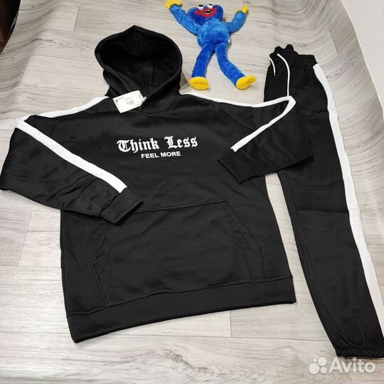 Мужской спортивный костюм 54