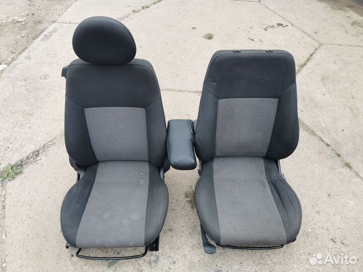 Комплект сидений Opel Meriva A 2008 год