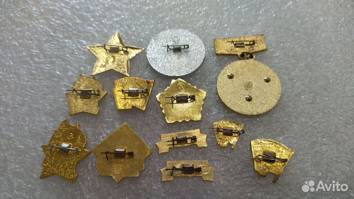 Школа набор значков СССР