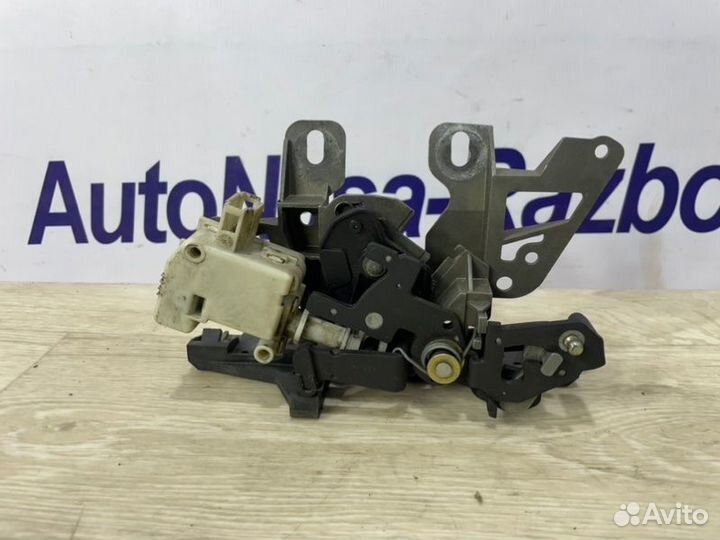 Ручка открывания багажника Volkswagen Passat B5