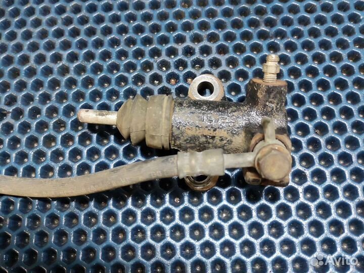 Цилиндр сцепления Subaru Forester sf5