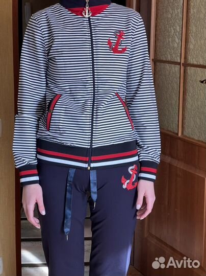 Костюм спортивный на деушку