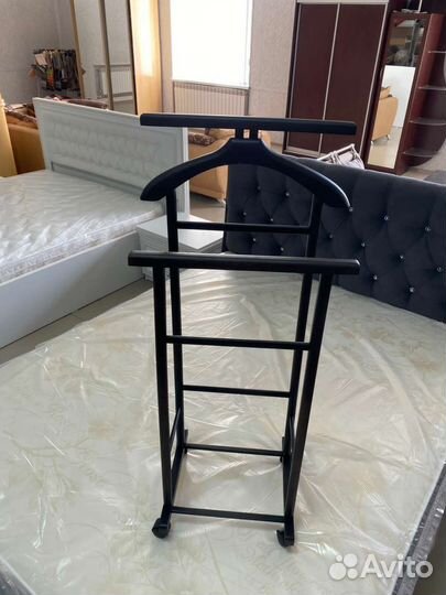 Вешалка напольная,из массива бука