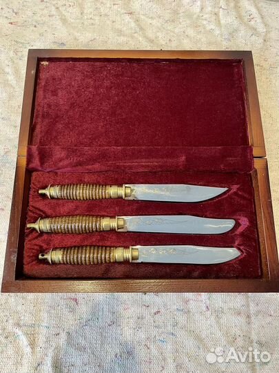 Кухонные ножи в подарочной коробке ручной работы