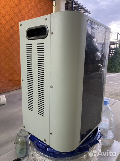 Стабилизатор напряжения энергия hybrid 8000