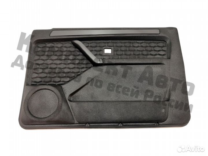 Обшивка карты дверей Нива Урбан