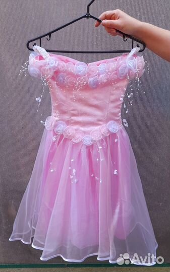 Платья праздничное
